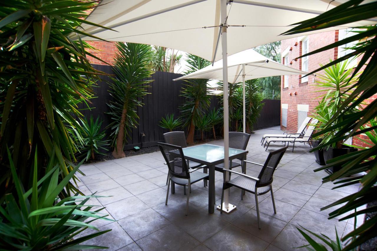 Aparthotel Quest East Melbourne City Exterior foto