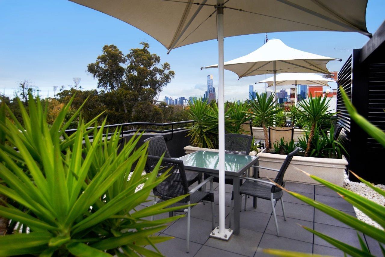 Aparthotel Quest East Melbourne City Exterior foto
